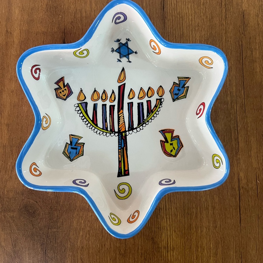 Aviv Judaica Hanukkah Dish with Menorah Design Tidbit